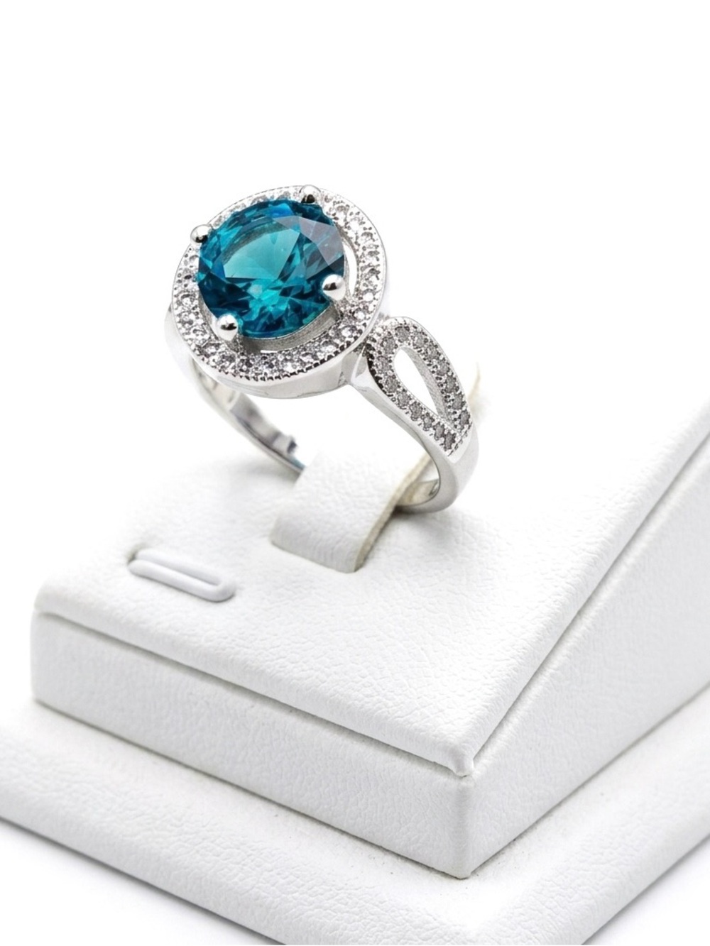 New S925 Sterling Silver Round Aqua Topaz & White Topaz Infinity Ring